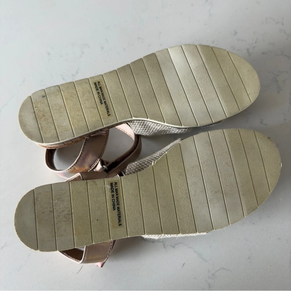 NEW DV by Dolce Vita Girls Davis Woven Sandal Size: 5